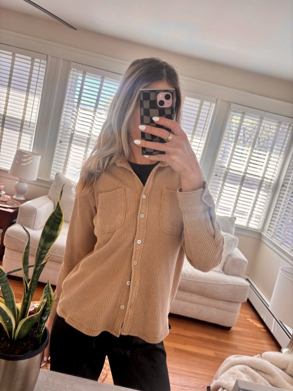 C&C California waffle knit cropped button-up shirt
Poly/cotton blend, M